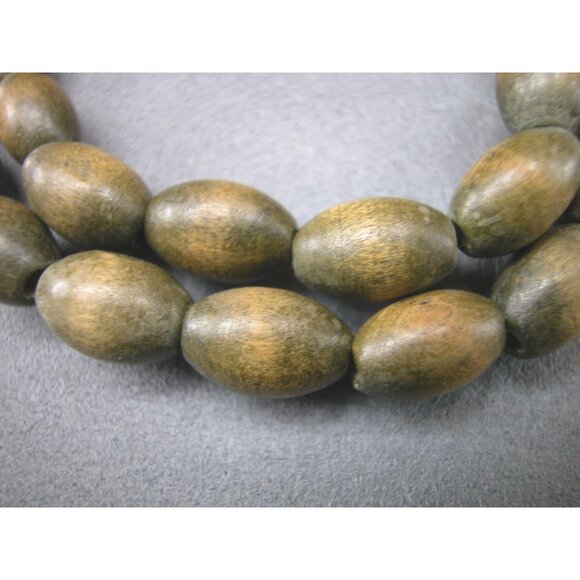 Vintage Single-Strand Wooden Bead Necklace Olive Green Brown Boho 40" - Picture 2 of 3